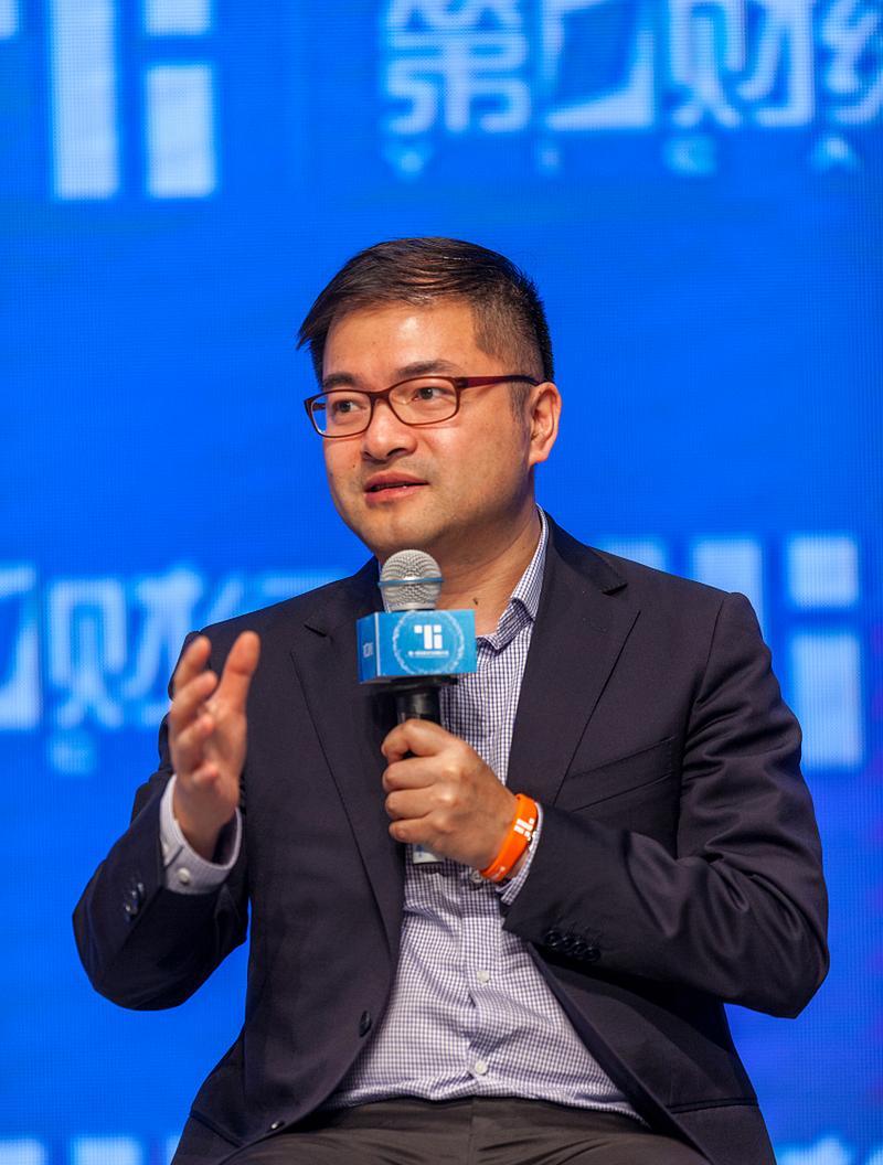 拼多多创始人_拼多多创始人怎么赚的钱_拼多多创始人团队多少人